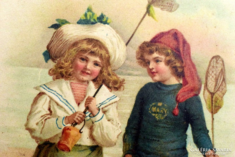 Antik üdvözlő litho képeslap gyerekek tengerparton halász háló matróz ruha