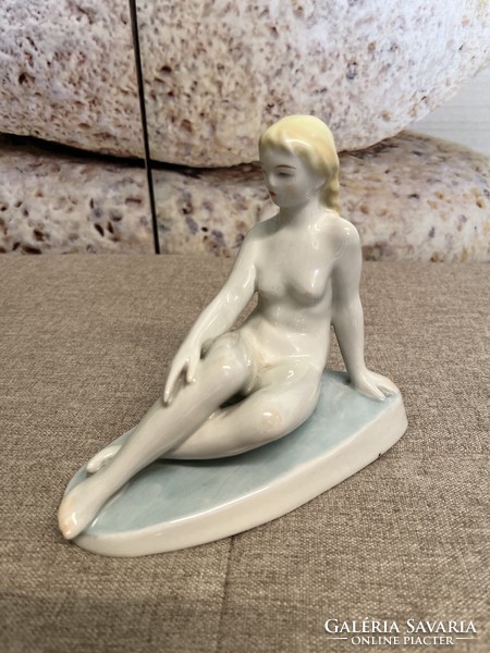 Zsolnay porcelain female nude a52