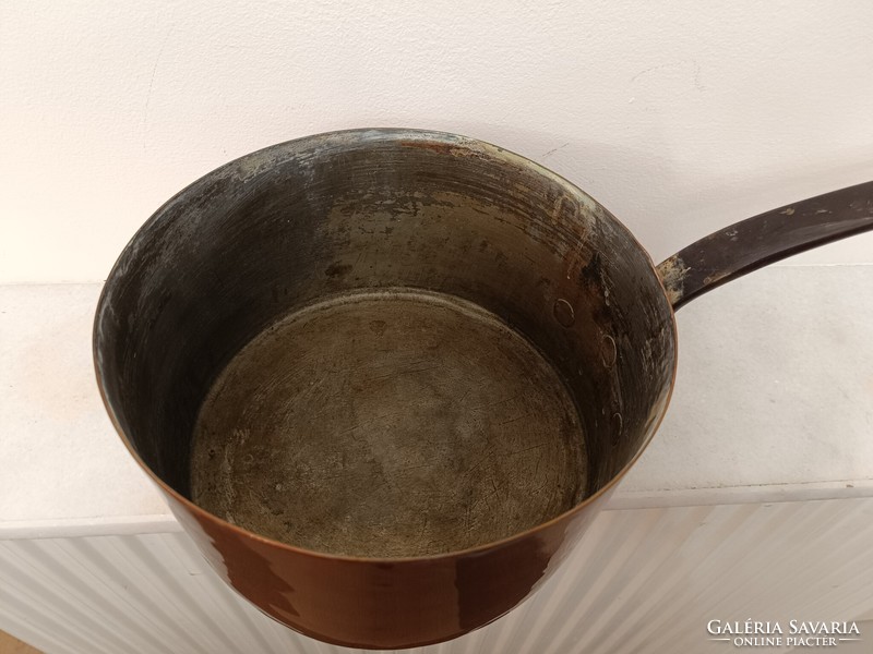 Antique tinned kitchen tool red copper pan with large handle and iron leg with dent 966 7628