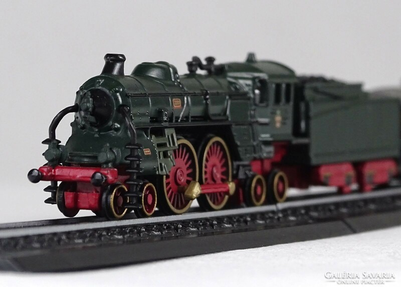 1N446 Minitrains Orient-Express vasút makett