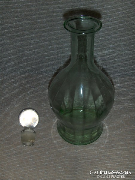 Antique Green Glass Bottle Pouring Drink Serving (6 / d)