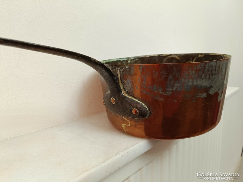 Antique tinned kitchen tool red copper pan with large handle and iron leg with dent 969 7631