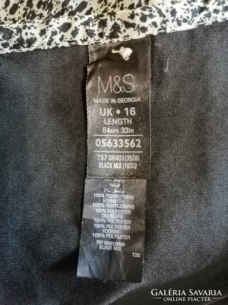 42-44 marks & spencer women's skirt