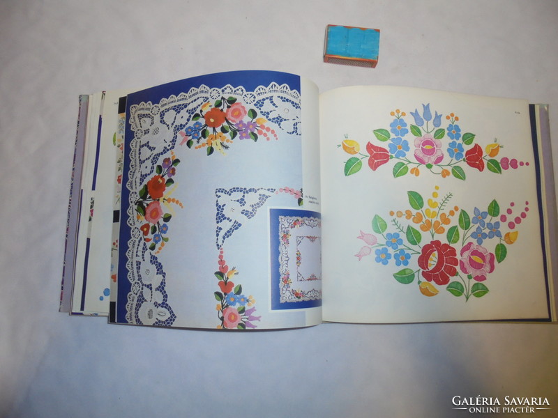 Lengyel Györgyi: Kalocsai virágok 1983 - hímzés mintakönyv