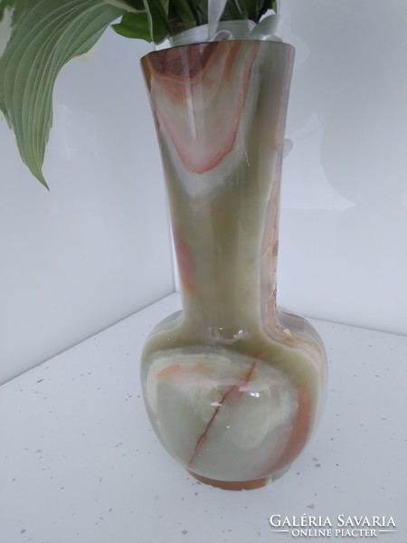 Onyx vase