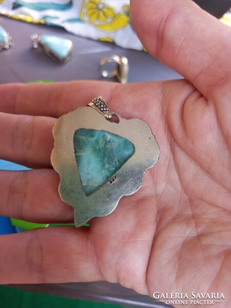 Silver pendant made of Larimár gemstone from the Dominican Republic!