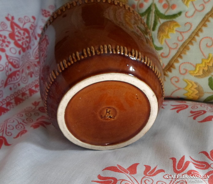 Retro ceramic bowl 2. (Brown glazed)