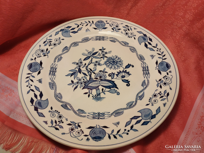 Beautiful onion-patterned porcelain large flat serving bowl, plate