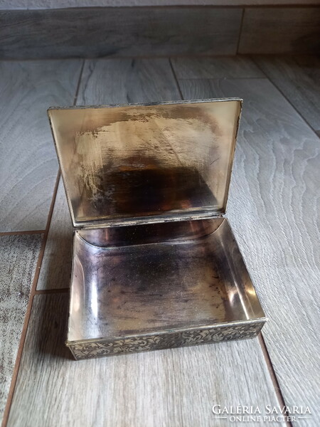 Szépséges antik ezüstözött ékszertároló doboz (12x9,3x3,1 cm)