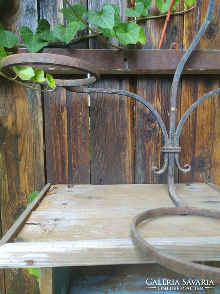 Wrought iron wall planter