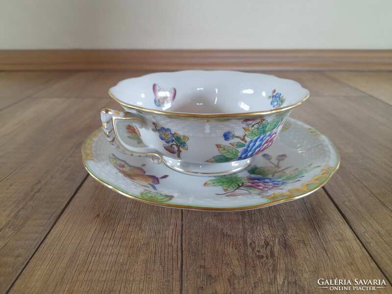 Antique cup with Victoria pattern from Herend