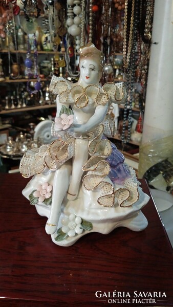 German porcelain work, 17 cm, flawless piece.