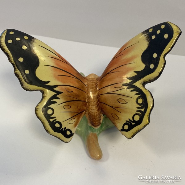 Antik  Bodrogkeresztúri  kerámia  pillangó