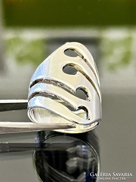 Shiny silver ring