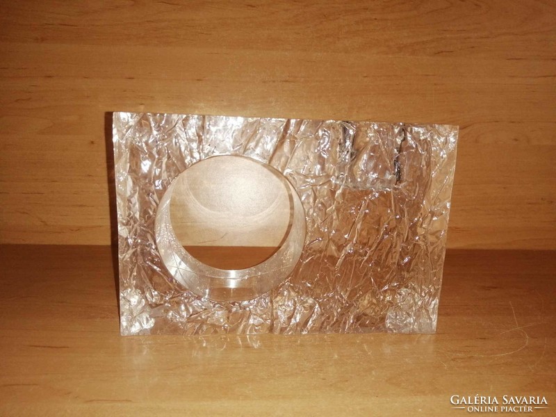 Plexiglas paper weight 12*18*5.3 cm (29/d)