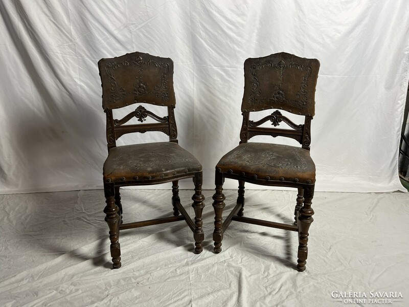 2 anti Viennese baroque leather chairs