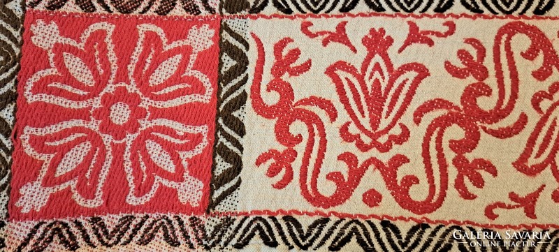 Antique folk linen woven tablecloth (m3987)