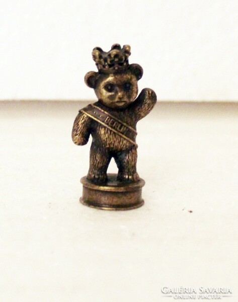 Mini copper bear with Berlin inscription