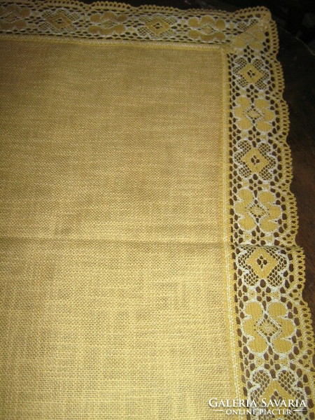 Beautiful and elegant woven tablecloth with a lace edge, new