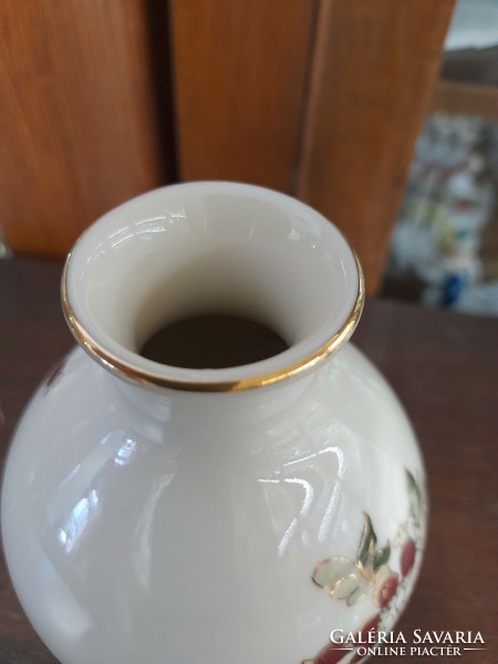 Zsolnay flower pattern porcelain vase. 15 Cm.
