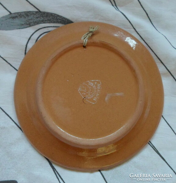 Sárospataki ceramic wall plate, flower pattern 2. (Light brown, white)