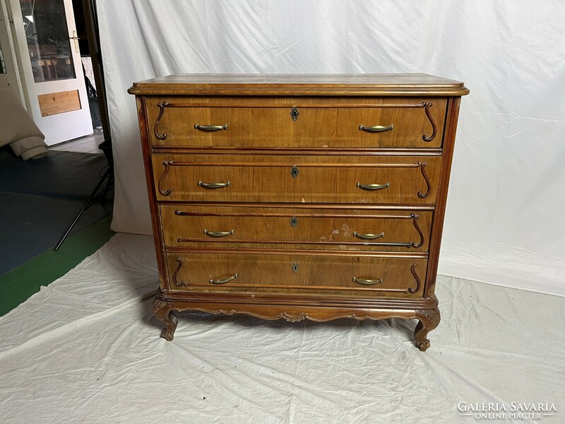 Antique neo-baroque chest of drawers with 4 drawers
