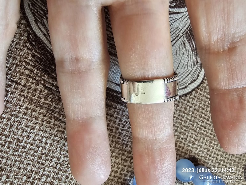 Kalcedon gyűrű 925 ezüstben, karkötővel