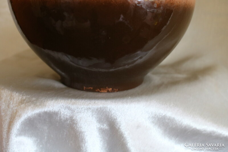 Pot-bellied earthenware jug with a folk motif - 2 liters