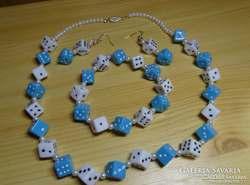 Unique jewelry set made of dice, the dice are acrylic, the dots are painted by hand.