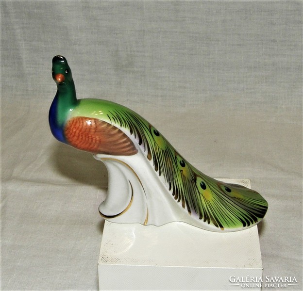 Peacock - Köbánya porcelain i.O. Hand painting
