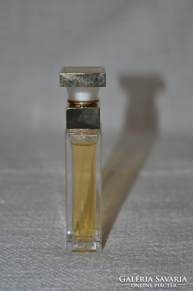 Elizabeth Arden 5 th avenue EAU de parfum spray