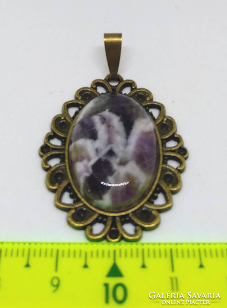 Amethyst mineral chabochon, in bronze socket d23699/1