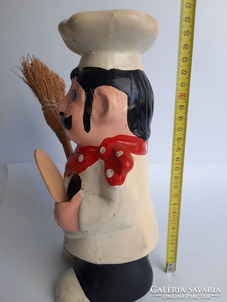Funny chef figurine - wooden spoon holder