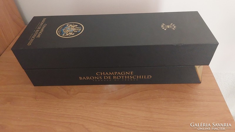 (K) Rotschild pezsgős doboz cca 33 cm hosszú