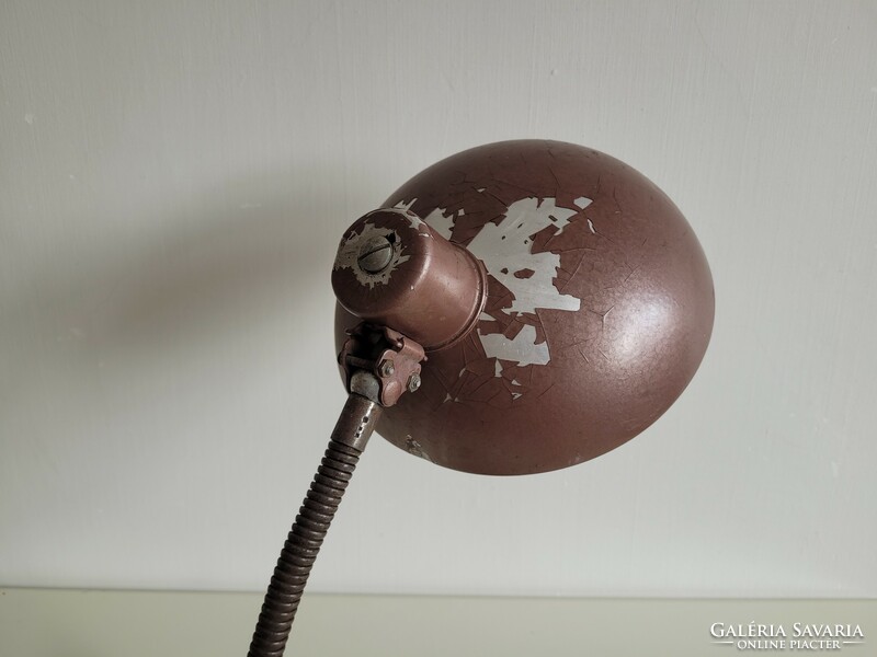 Old retro kaiser style throat tube large deer table lamp