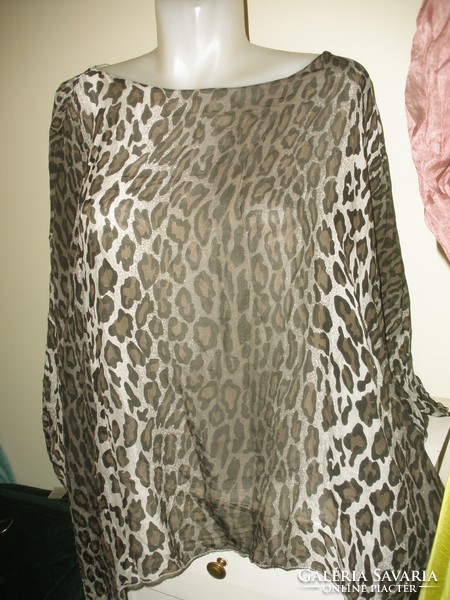 100% Silk loose, airy top with panther pattern