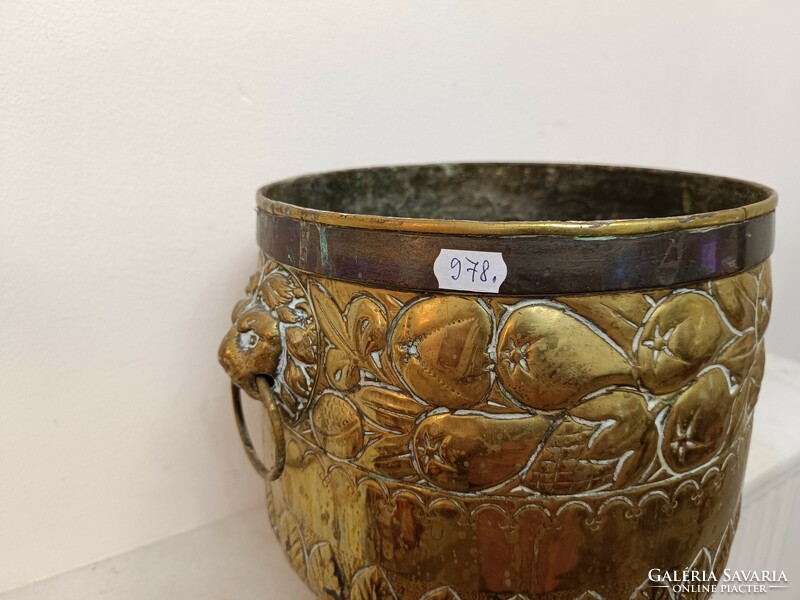 Antique kaspó patina embossed brass lion head flower holder 978 7640