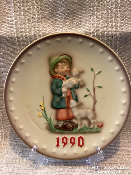 Hummel porcelán falra akasztható tányér dobozában 1990