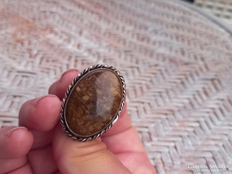 Silver ring with real matrix bronzite stone!