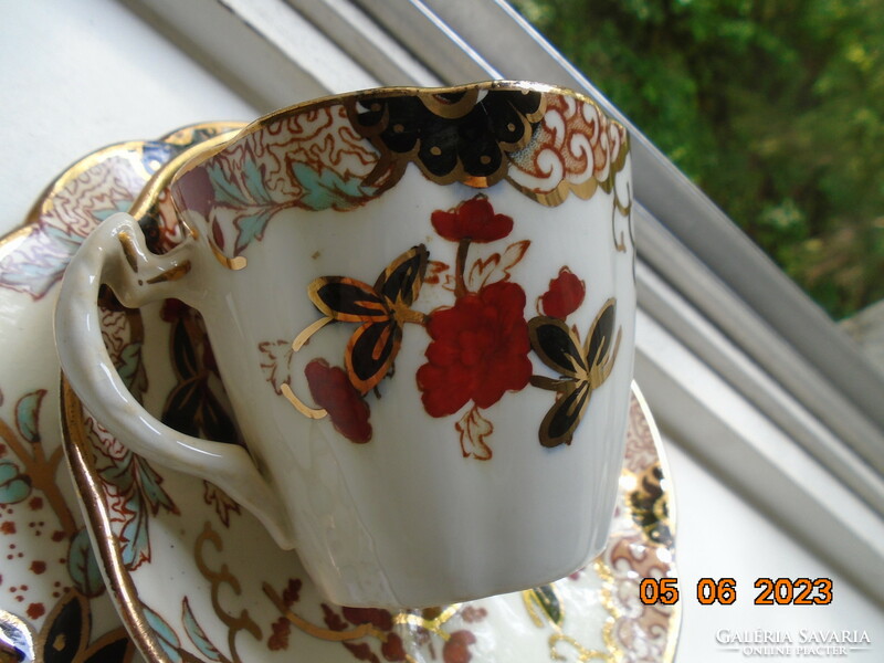 Antique English gold contoured Imari hand painted breakfast set with ribbed cup