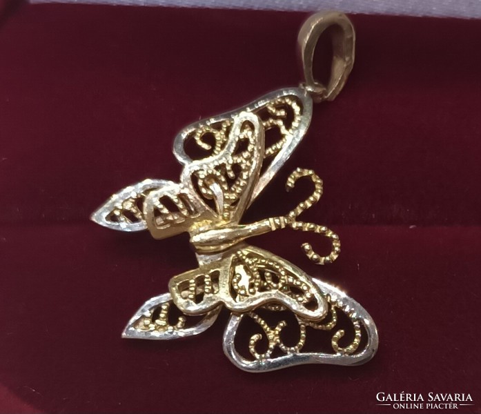 14K gold butterfly pendant