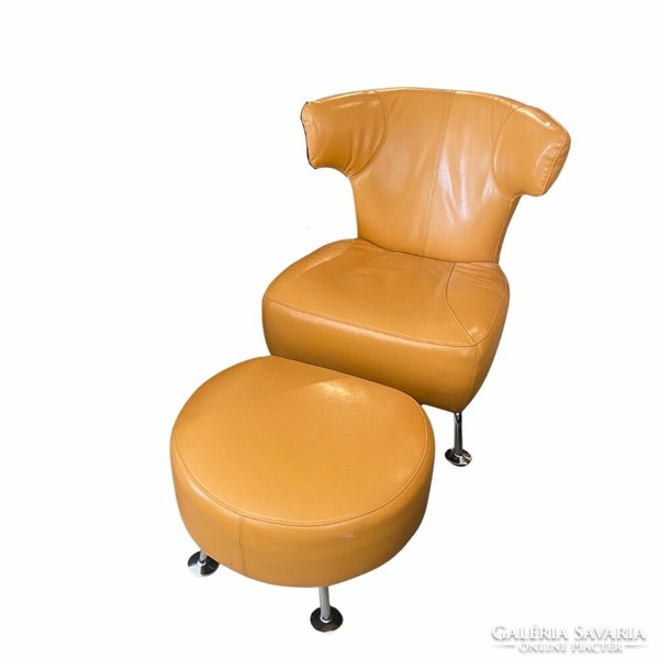 Small leather armchair and footrest - b387