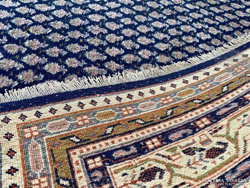 Iran Mír perzsaszőnyeg 202x190 cm