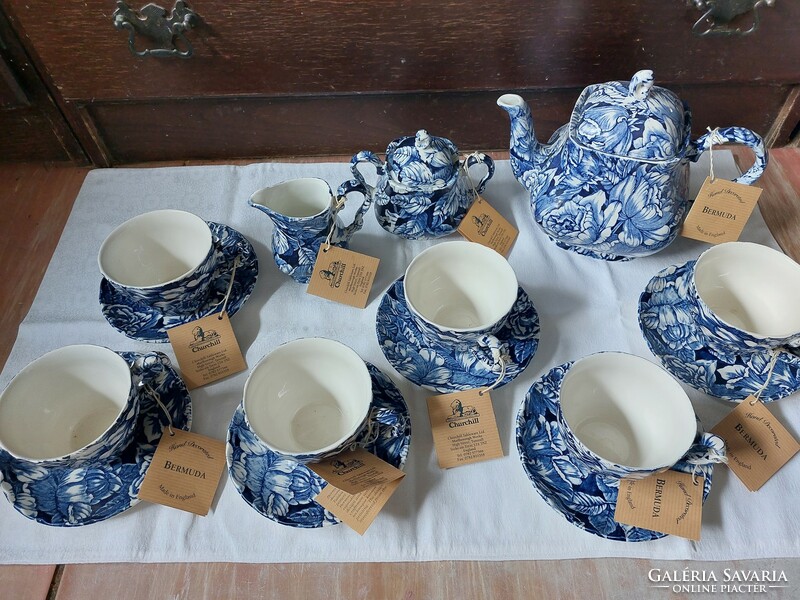 A wonderful Staffordshire - Churchill English porcelain tea set for six