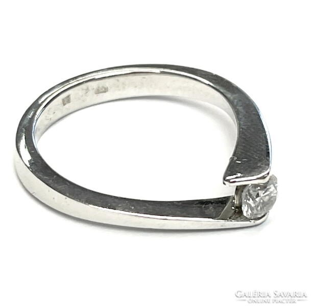 Brill stone white gold ring 53m