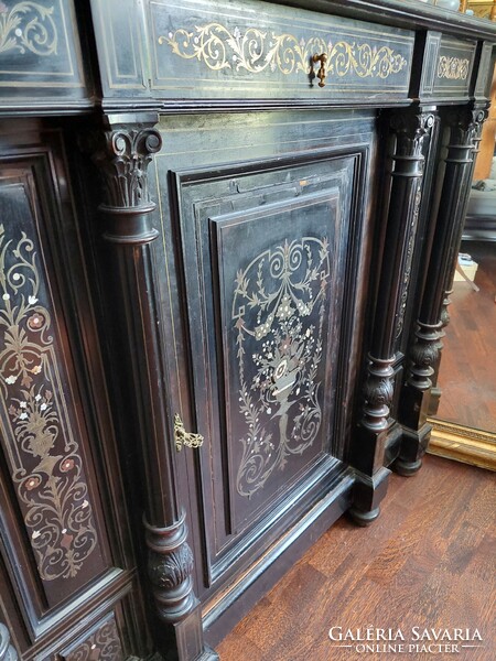 Boulle castle chest of drawers 133 x 124 x 50 from the 1800s