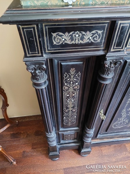 Boulle castle chest of drawers 133 x 124 x 50 from the 1800s