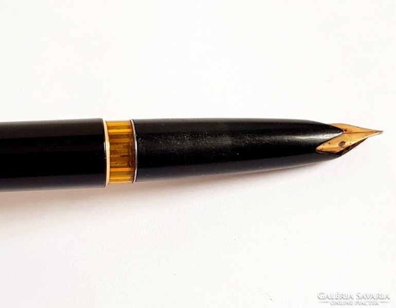 Mont blanc meisterstück no 14 fountain pen with gold inserts