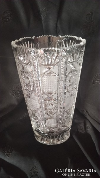 Large lead crystal vase