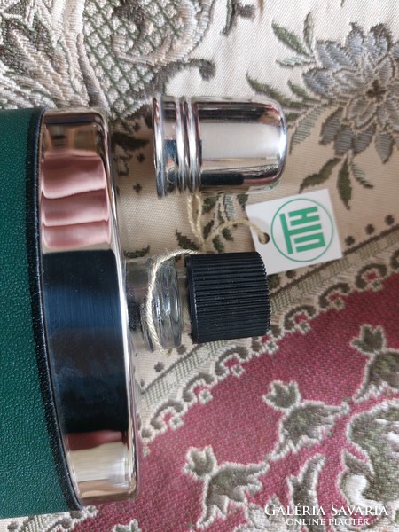 Drinking hunting flask with leather cover